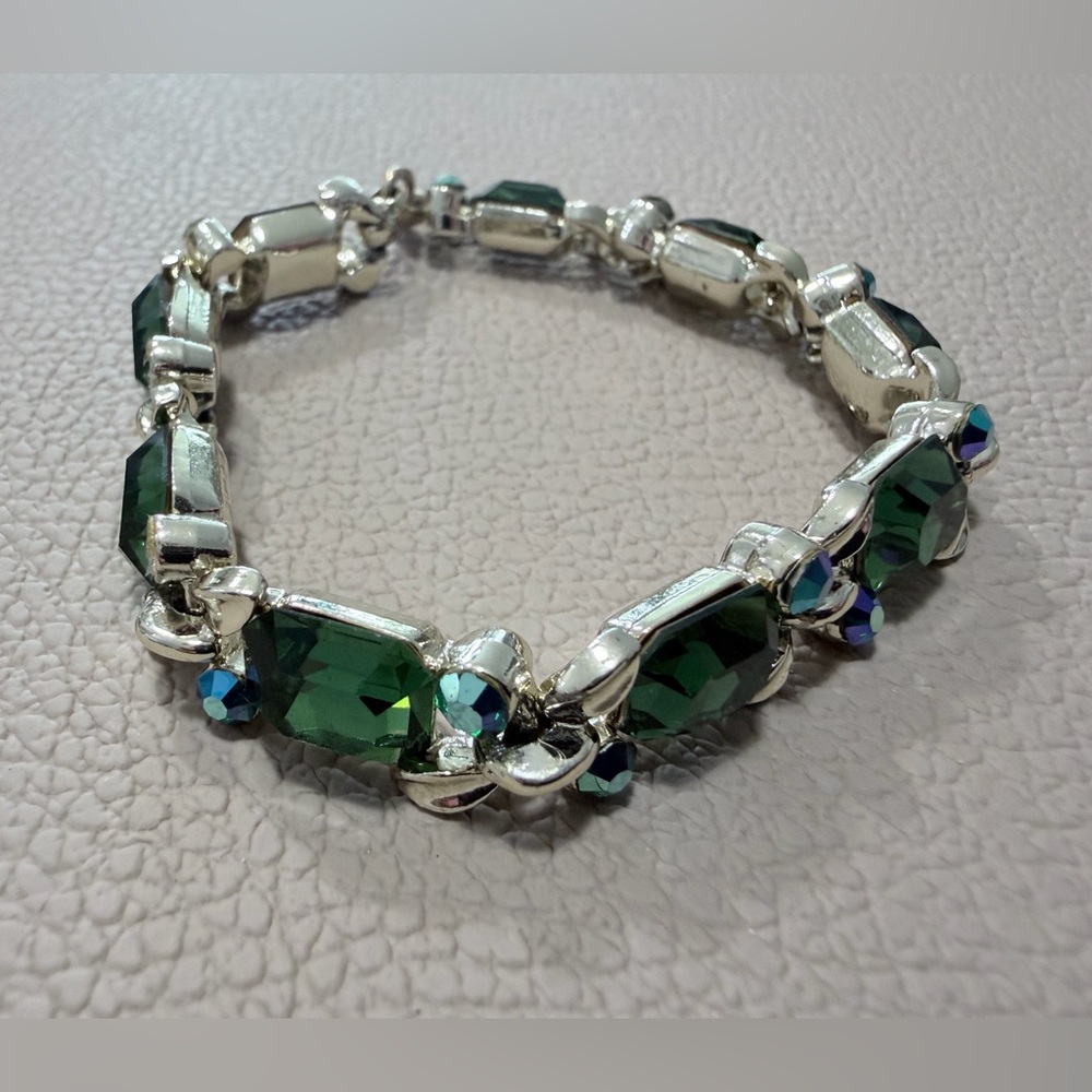 Emerald Green Crystal Stretch Bracelet - Silver Tone
